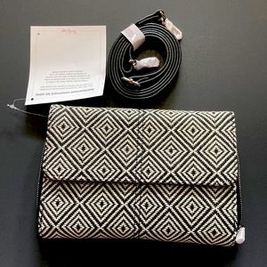 NWT THIRTY-ONE by JEWEL Crossbody Bag